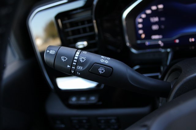 Used 2024 Chevrolet Silverado 2500 High Country w/ High Country Premium Package image 18