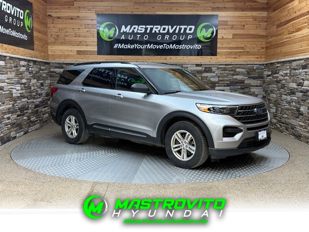 Used 2020 Ford Explorer XLT w/ Comfort Package image 1