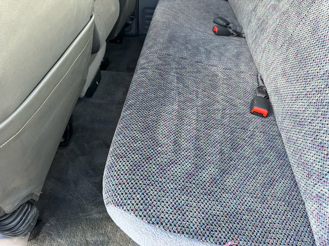 Used 1999 Dodge Ram 3500 Truck SLT image 29