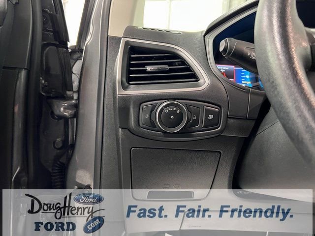 Used 2023 Ford Edge SEL image 26