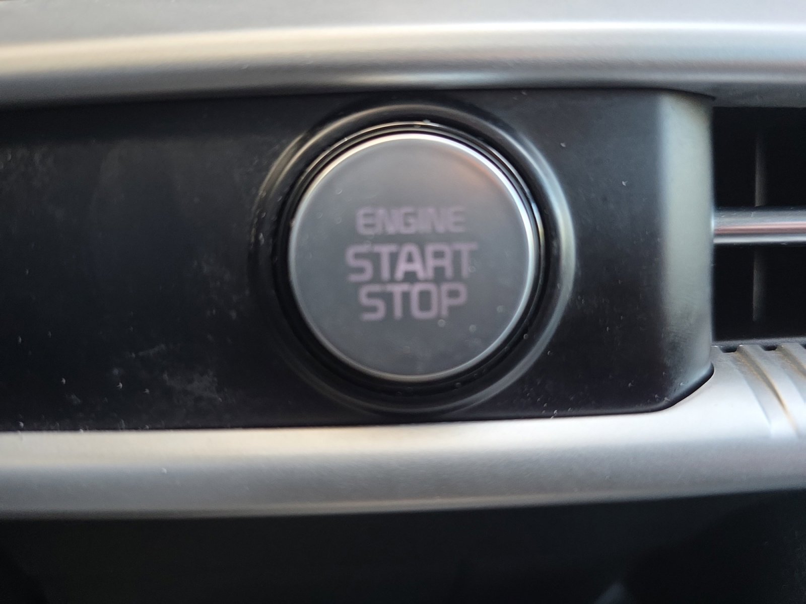 Used 2022 Kia K5 GT-Line FWD image 17