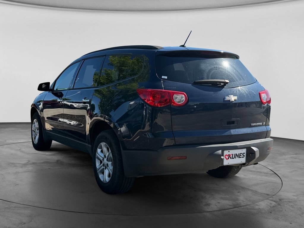 Used 2011 Chevrolet Traverse LS FWD image 7