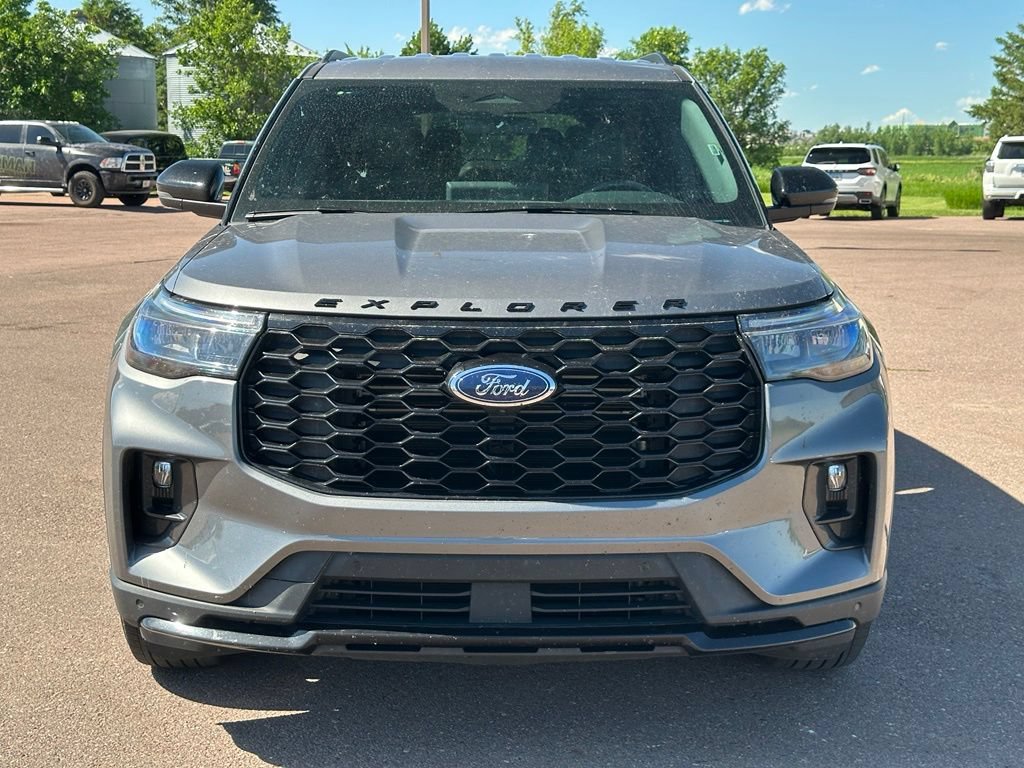 Used 2025 Ford Explorer ST-Line AWD/4WD image 36