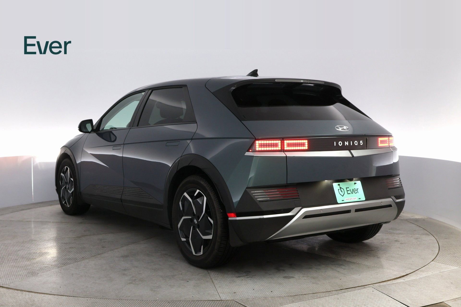 Used 2024 Hyundai Ioniq 5 SEL image 14