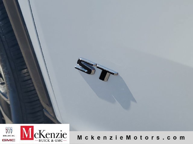 New 2027 Buick Enclave Sport Touring w/ Power Package FWD image 32