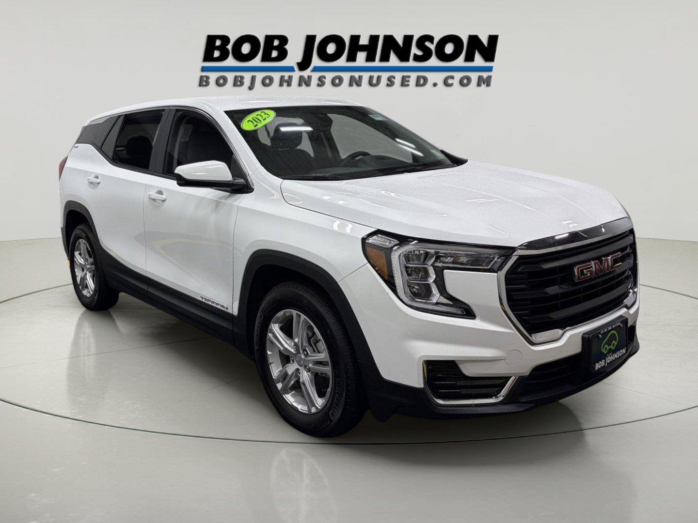 Certified 2023 GMC Terrain SLE FWD image 1