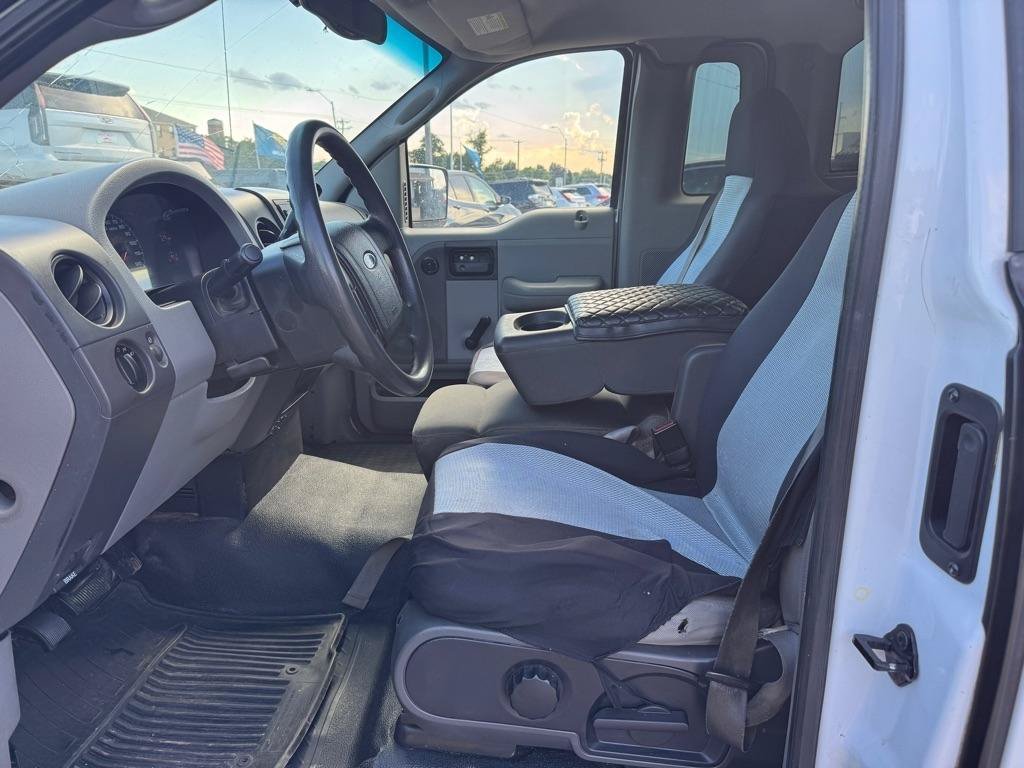 Used 2006 Ford F150 2WD Regular Cab image 10