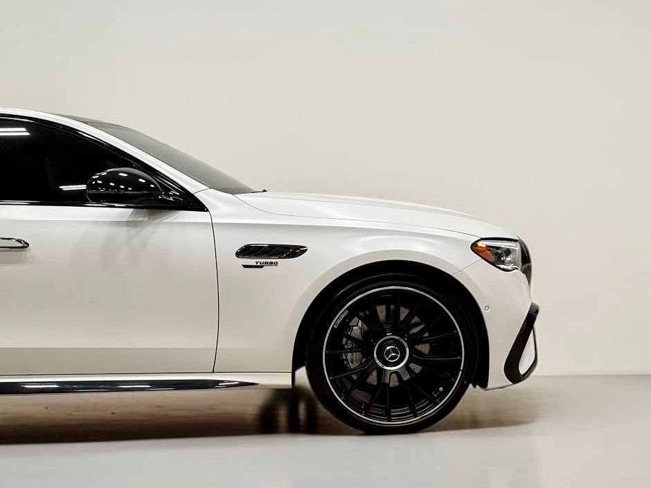 Used 2025 Mercedes-Benz E 53 AMG e 4MATIC Sedan image 19