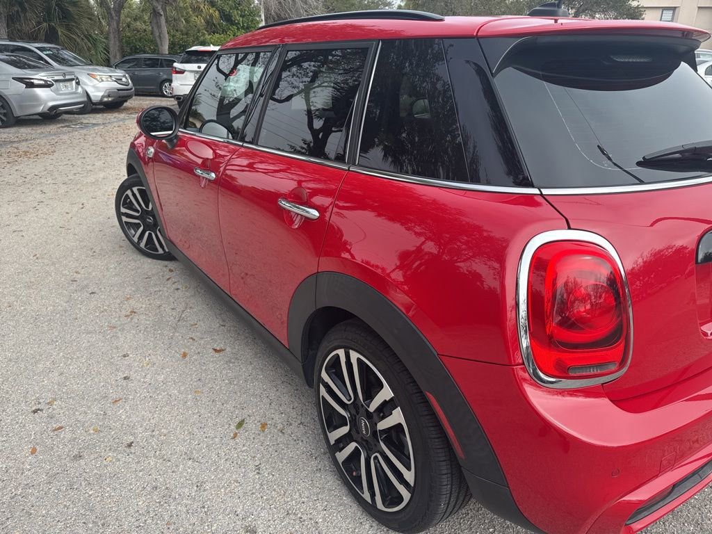 Used 2019 MINI Cooper S w/ Signature Upholstery Package image 7