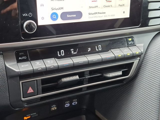 Certified 2025 Toyota Camry SE w/ Convenience Package FWD image 14