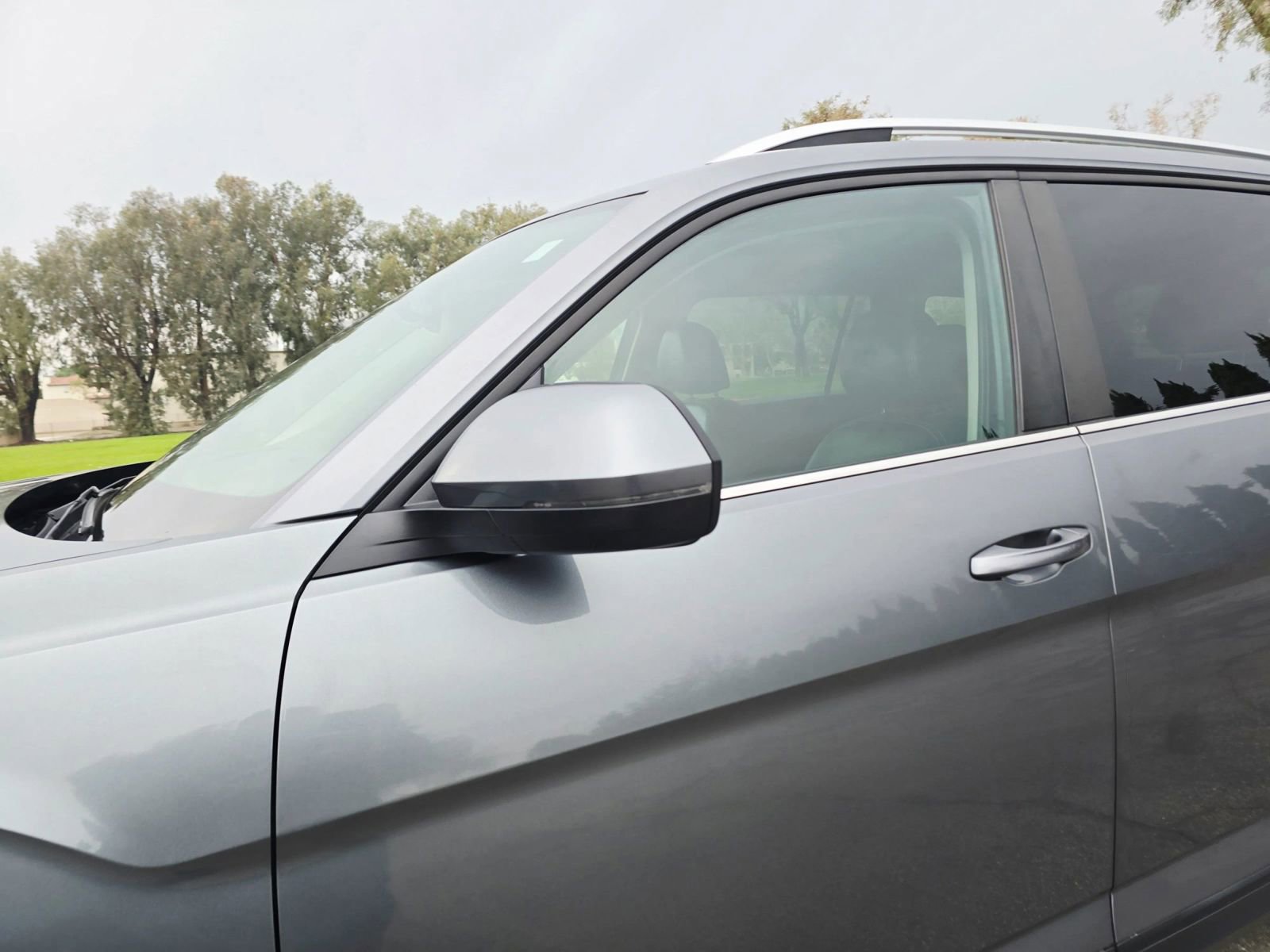 Used 2018 Volkswagen Atlas Launch Edition image 9