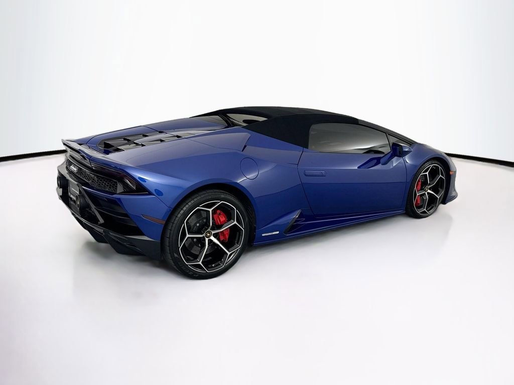 Used 2020 Lamborghini Huracan EVO image 31