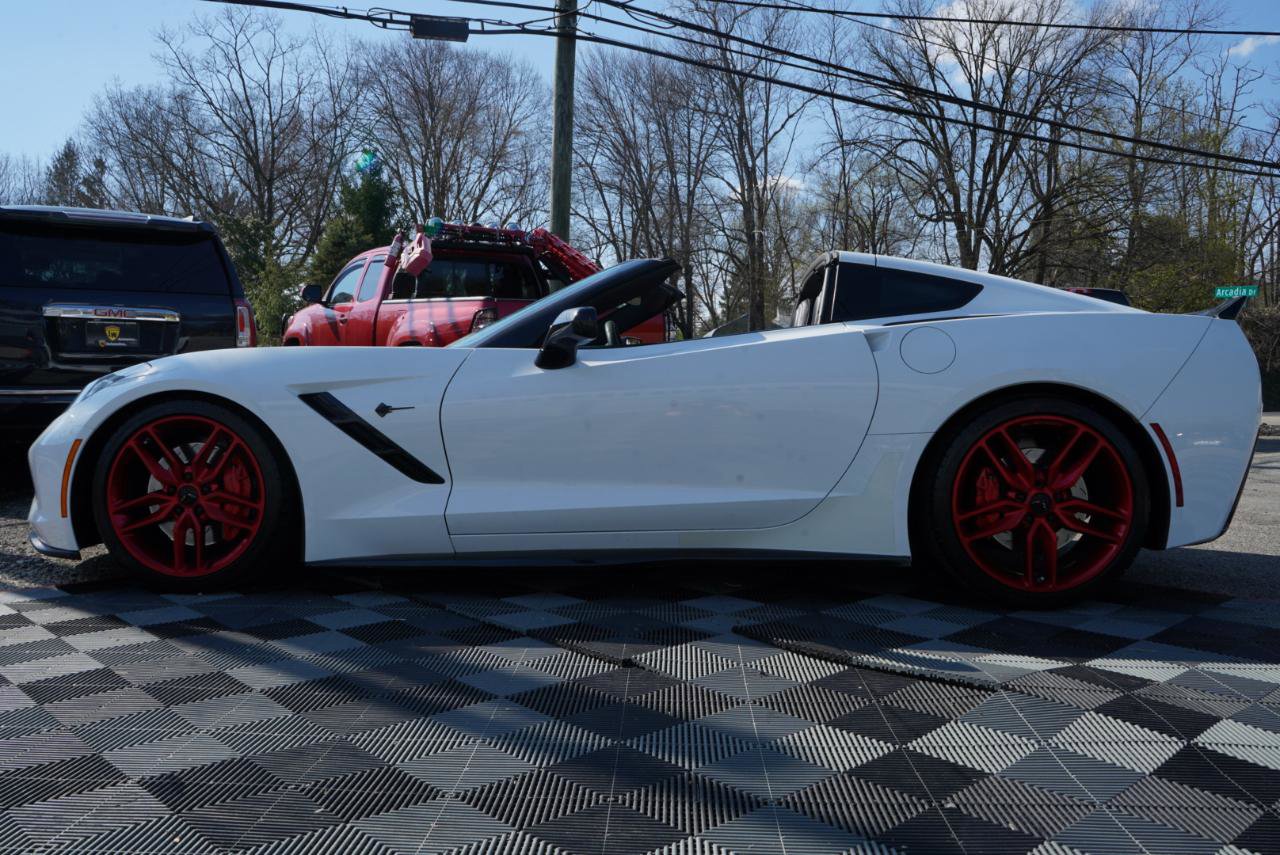 Used 2016 Chevrolet Corvette Stingray Coupe w/ 3LT Preferred Equipment Group RWD image 11