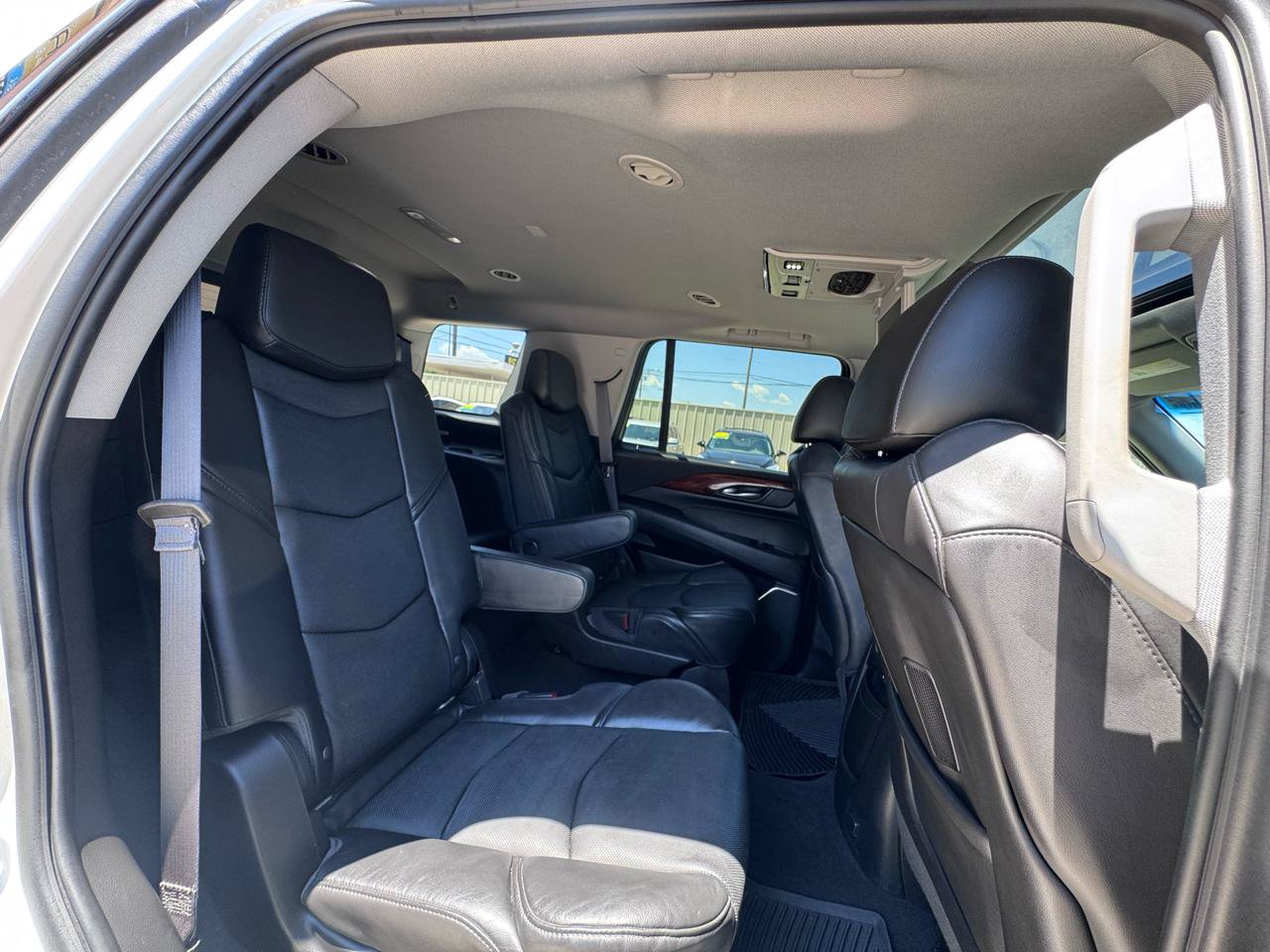 Used 2015 Cadillac Escalade Premium RWD image 62