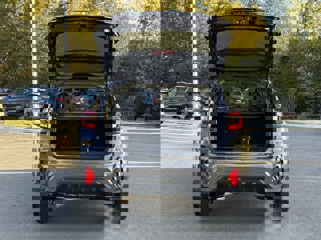 Used 2025 Subaru Crosstrek 2.0i Premium image 15