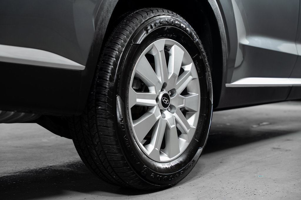 Certified 2024 Hyundai Palisade SEL FWD image 8