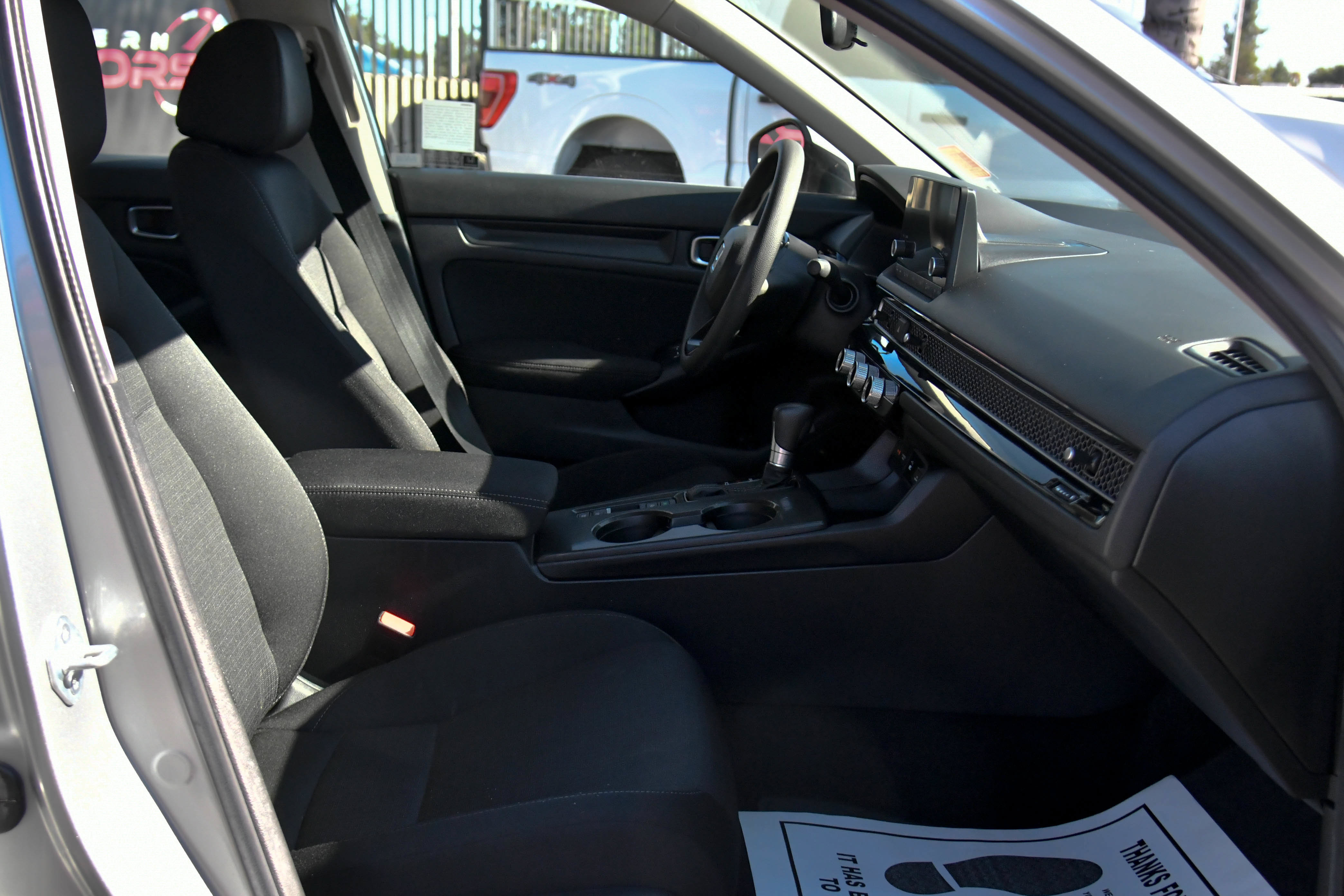 Used 2025 Honda Civic LX image 41