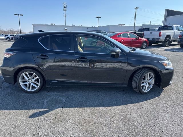 Used 2015 Lexus CT 200h w/ Seat Comfort Package image 6
