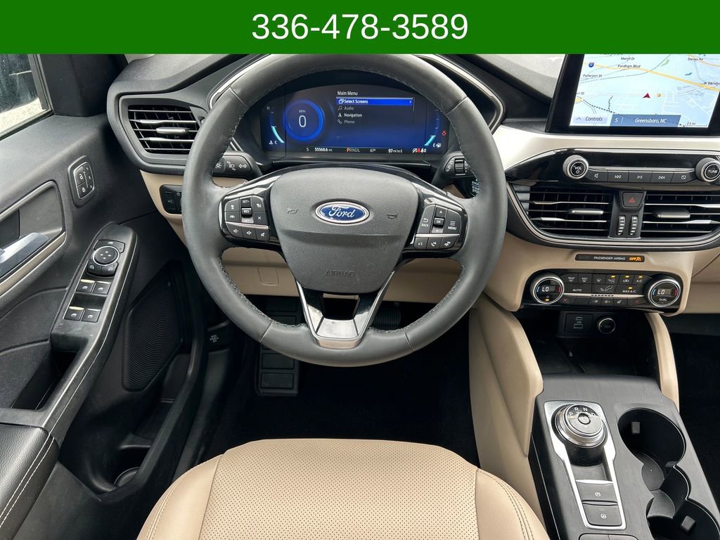 Used 2021 Ford Escape SEL w/ Technology Package FWD image 13