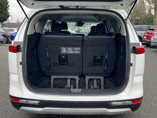 Certified 2024 Kia Carnival LX image 12