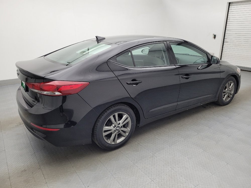 Used 2017 Hyundai Elantra SE image 10