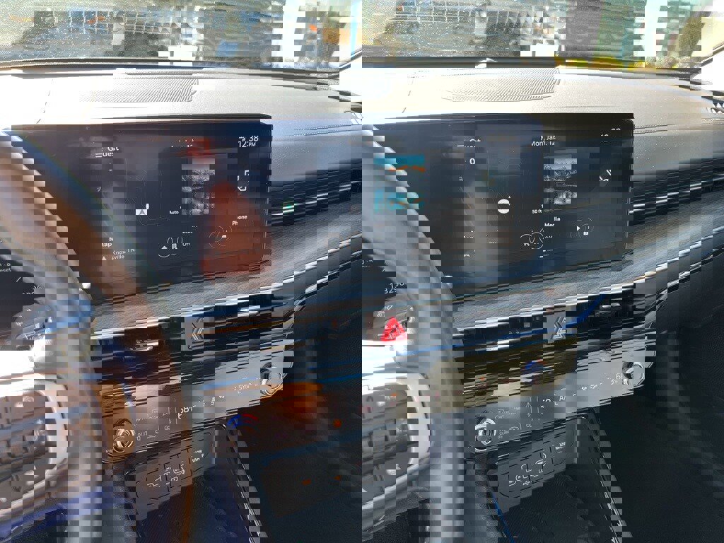 Used 2025 Kia K5 EX image 11