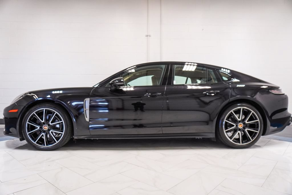 Used 2023 Porsche Panamera 4 Platinum Edition AWD/4WD image 33
