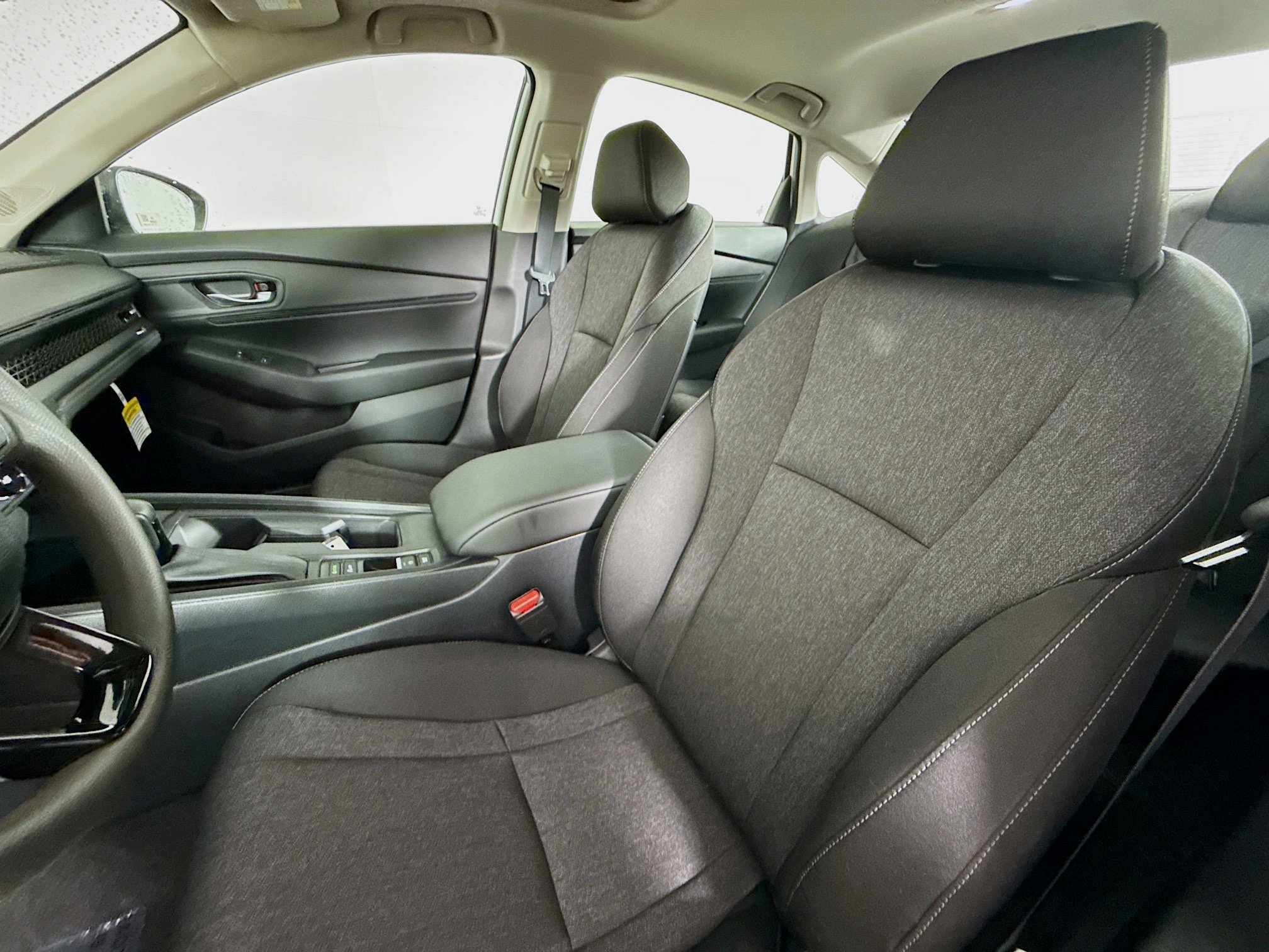 Certified 2025 Honda Accord SE image 17