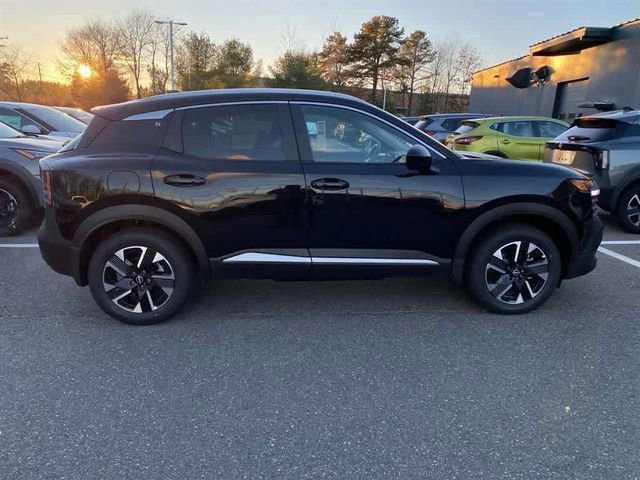 New 2026 Nissan Kicks SV w/ SV Premium Package image 8