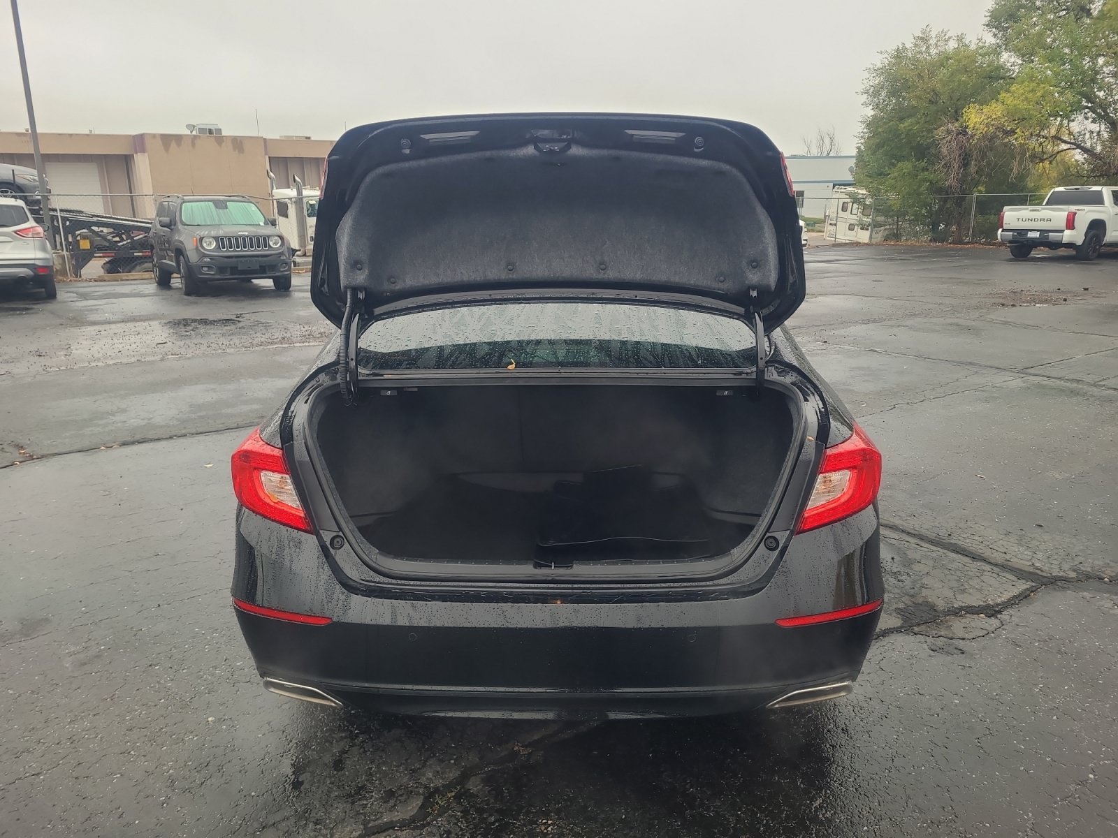 Used 2019 Honda Accord Touring image 33
