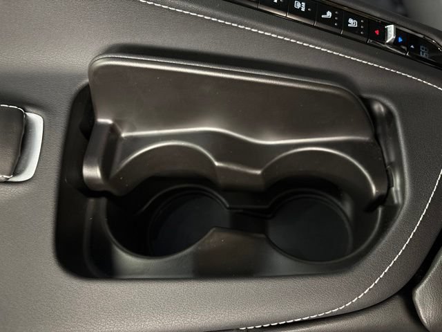 Used 2025 Chevrolet Corvette Stingray Preferred Cpe w/ Battery Protection Package RWD image 31