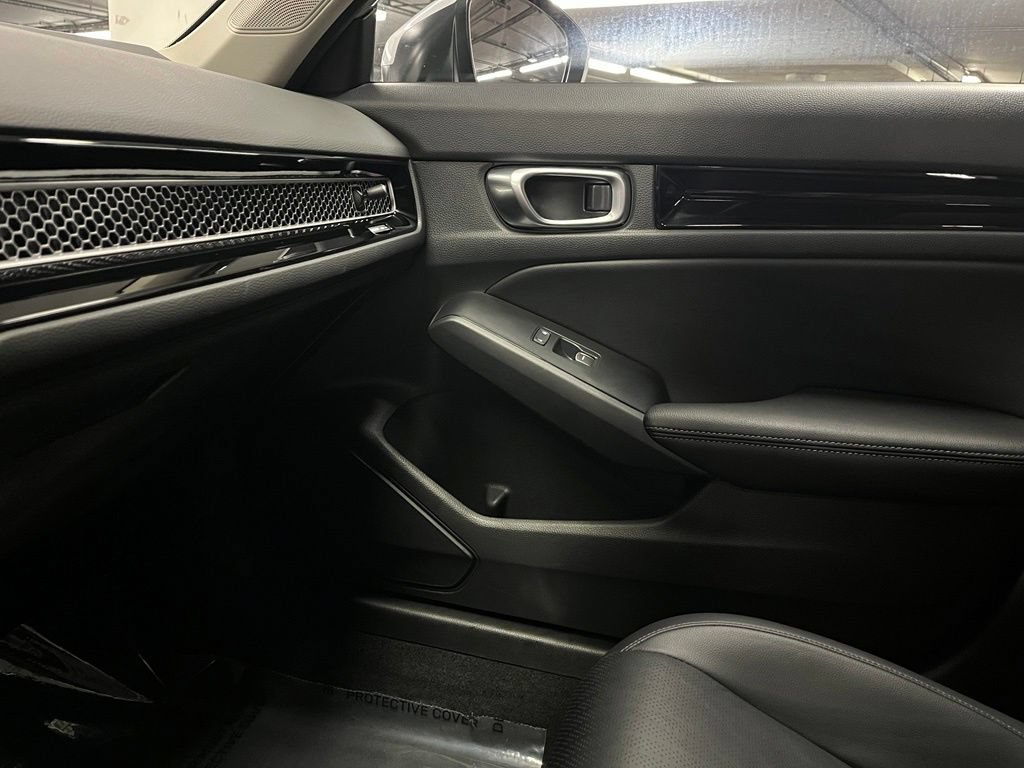 Used 2024 Honda Civic EX-L image 28