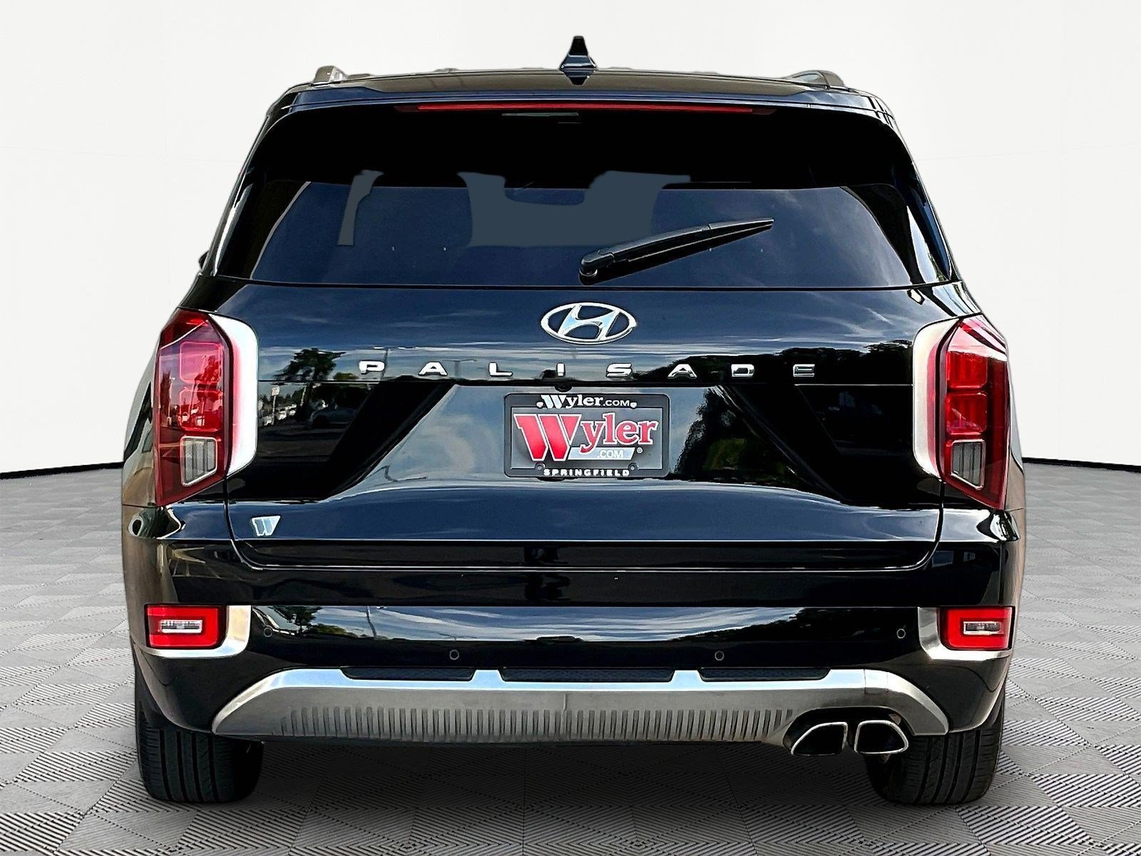 Used 2022 Hyundai Palisade Calligraphy w/ Winter Package FWD image 5