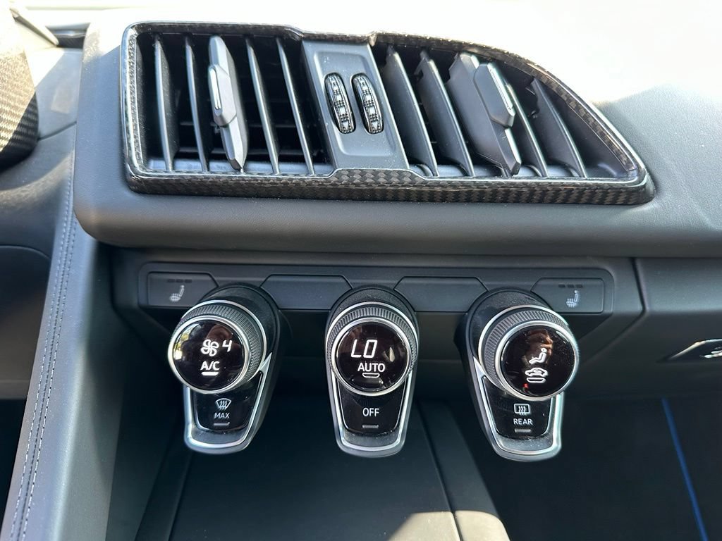 Used 2023 Audi R8 V10 performance RWD image 27