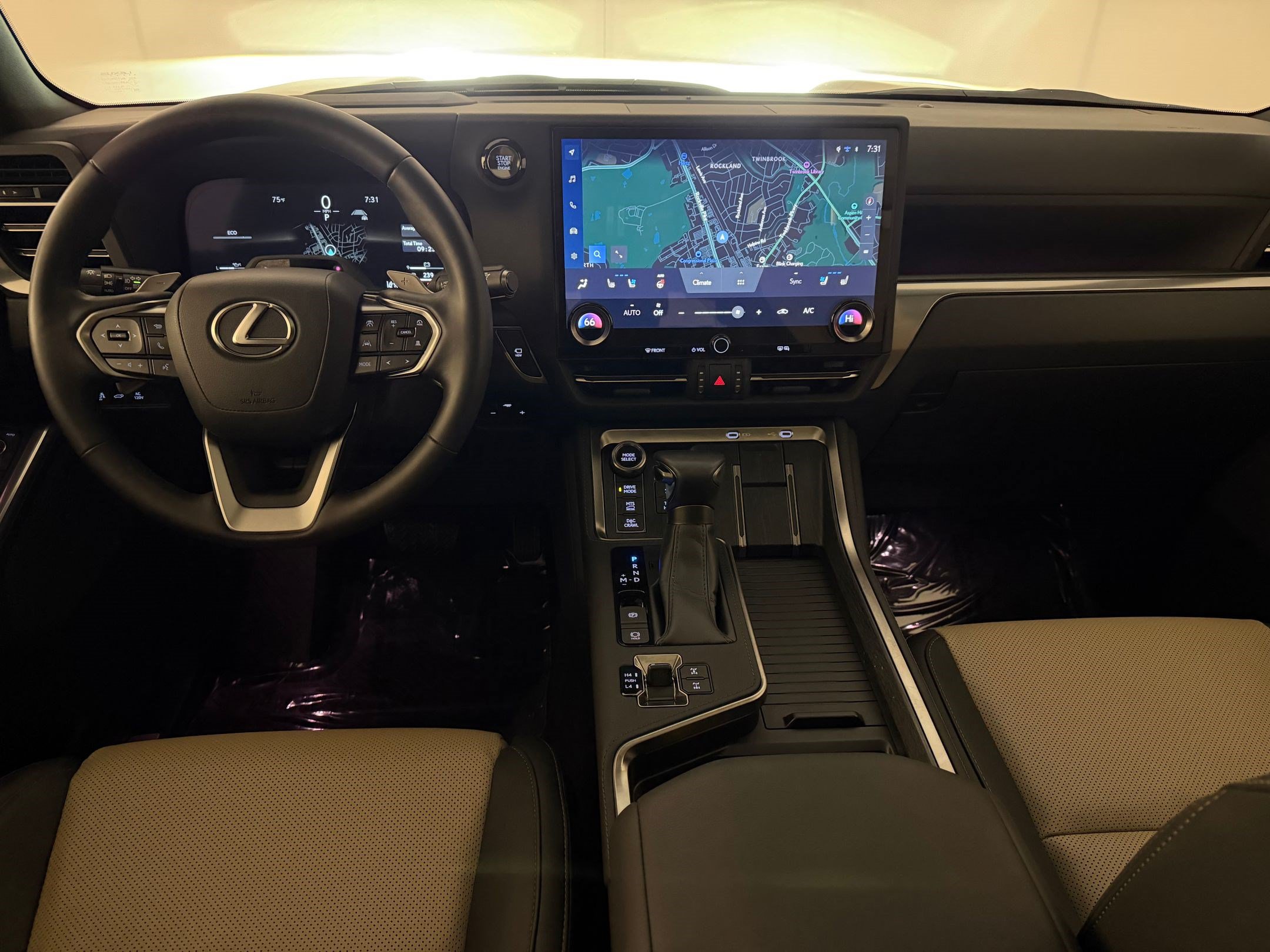 Used 2024 Lexus GX 550 AWD/4WD image 16