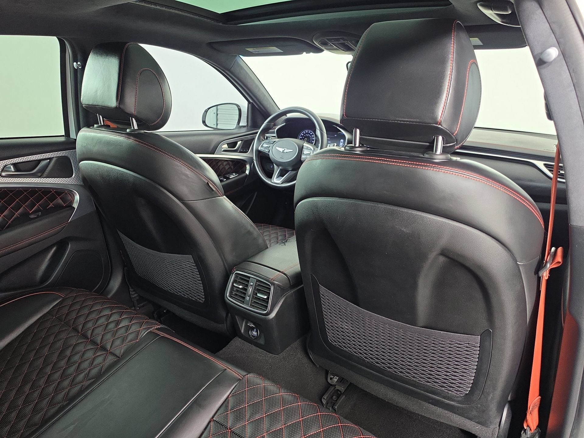 Used 2022 Genesis G70 3.3T RWD image 40