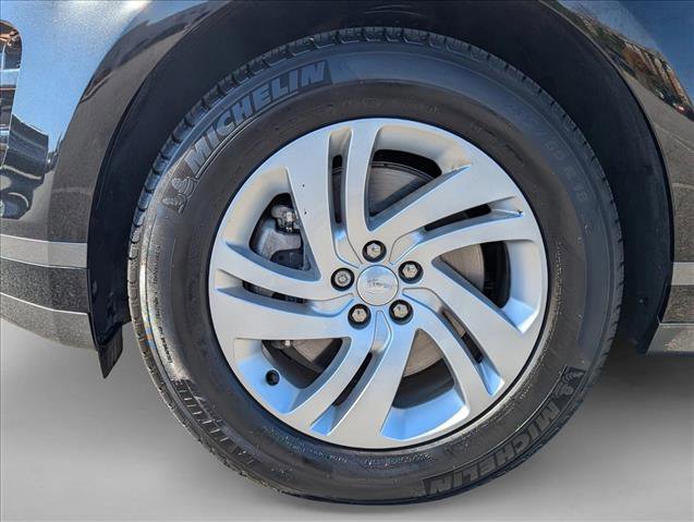 Used 2022 Land Rover Range Rover Evoque R-Dynamic S image 9