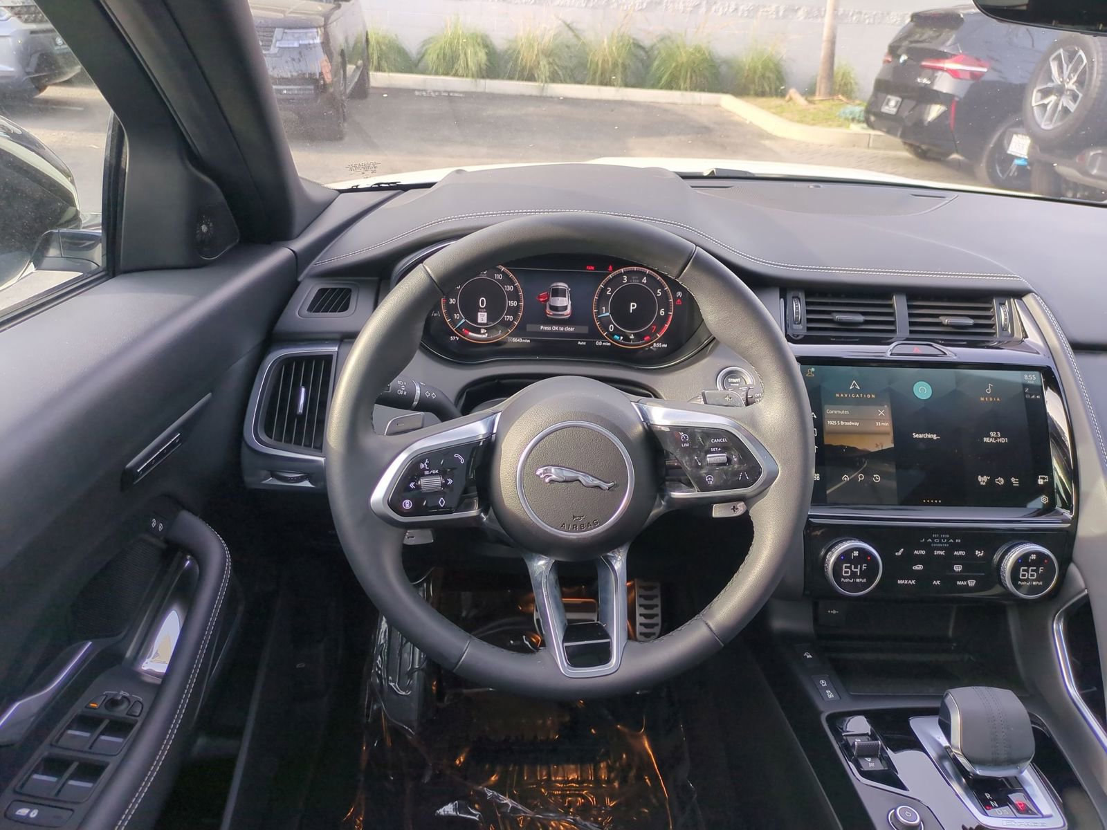 Used 2024 Jaguar E-PACE R-Dynamic SE image 17