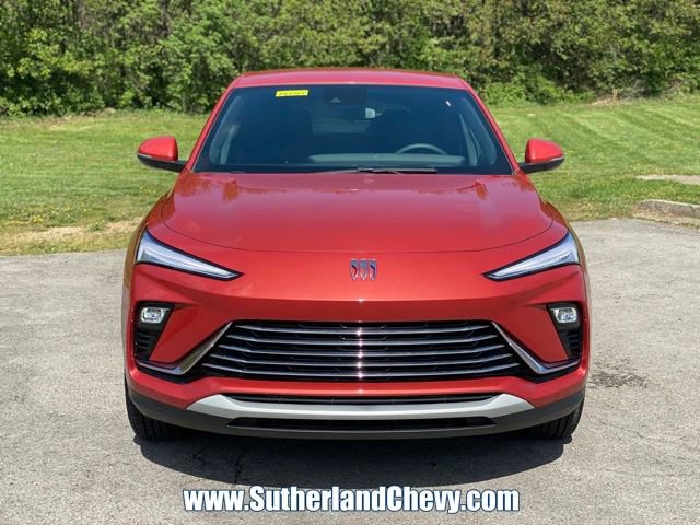 Used 2024 Buick Envista Preferred w/ Advanced Safety Package image 2