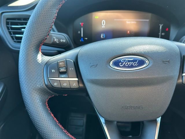 Used 2025 Ford Escape ST-Line w/ Equipment Group 301A image 21