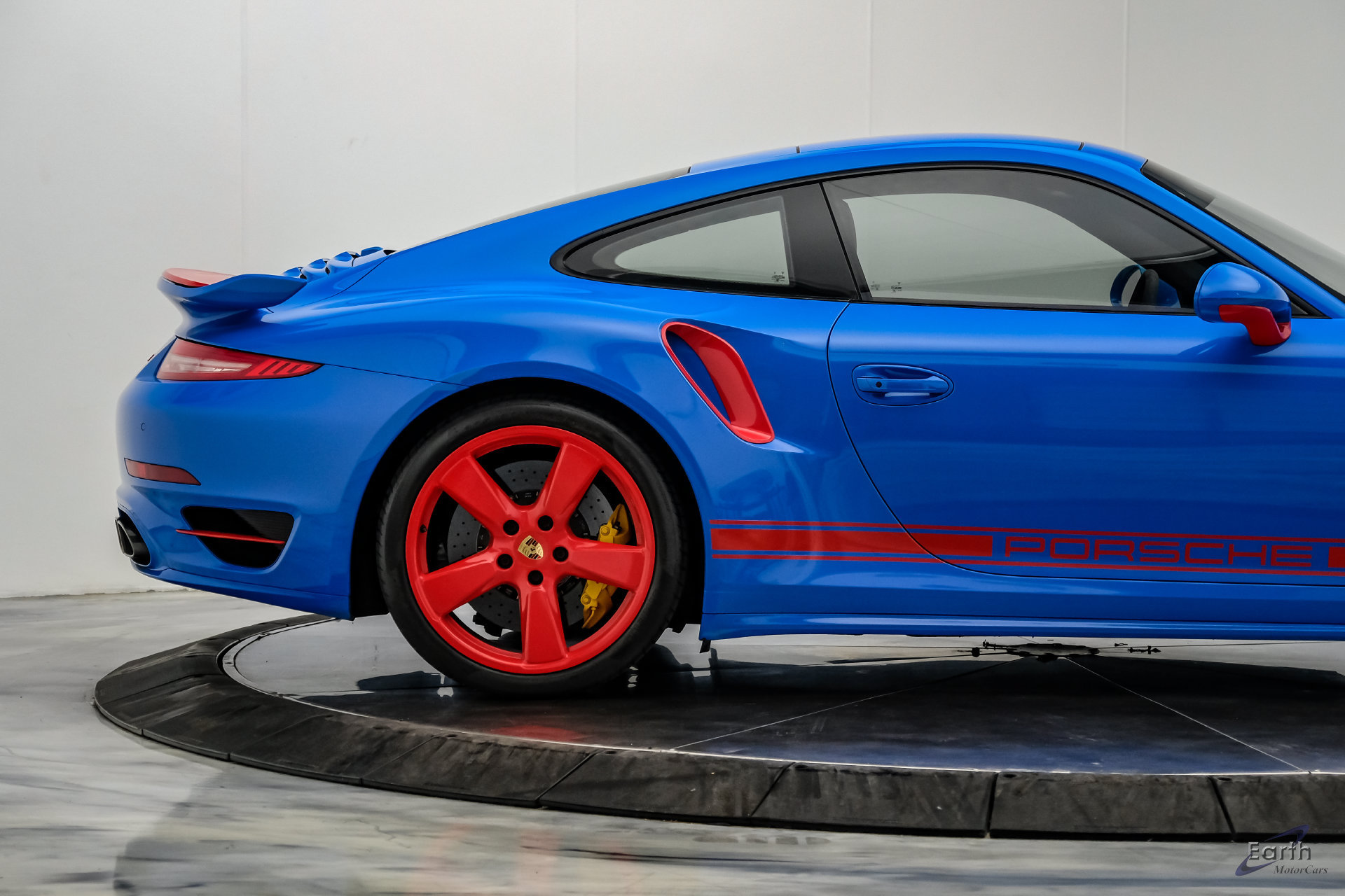 Used 2016 Porsche 911 Turbo S AWD/4WD image 27