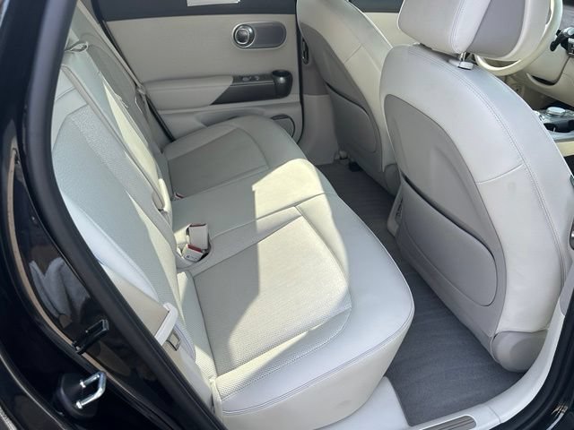 Used 2025 Genesis GV60 Advanced AWD/4WD image 11