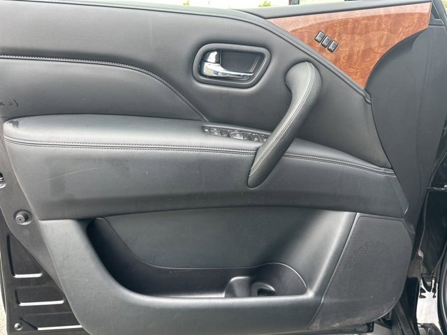 Used 2018 INFINITI QX80 4WD w/ Driver Assistance Package image 10