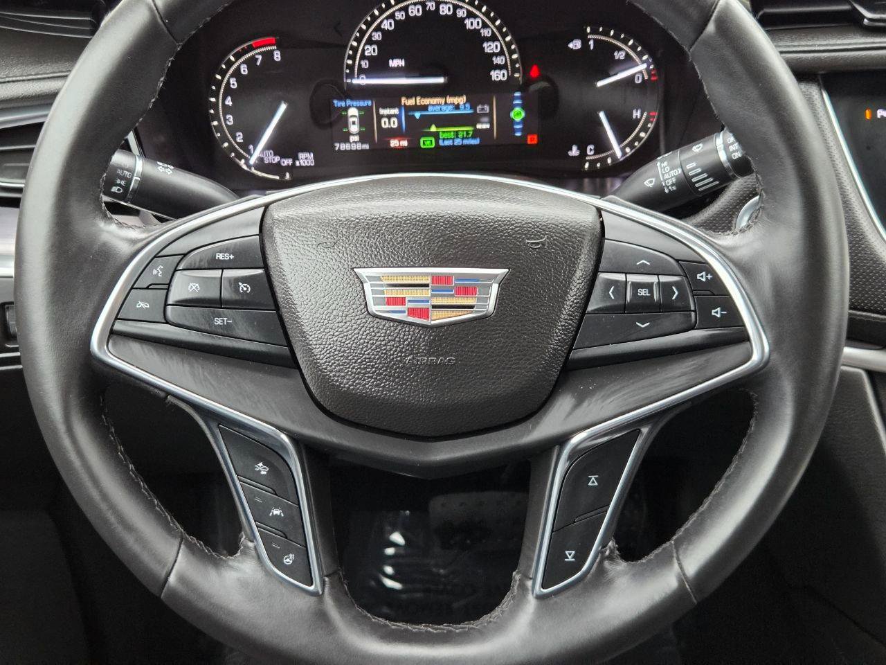 Used 2017 Cadillac XT5 Luxury w/ Driver Awareness Package FWD image 24