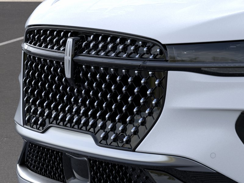 New 2026 Lincoln Nautilus Reserve AWD/4WD image 17