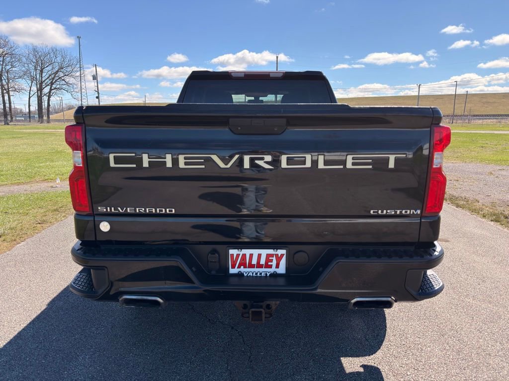 Used 2019 Chevrolet Silverado 1500 Custom Trail Boss w/ Custom Convenience Package AWD/4WD image 8
