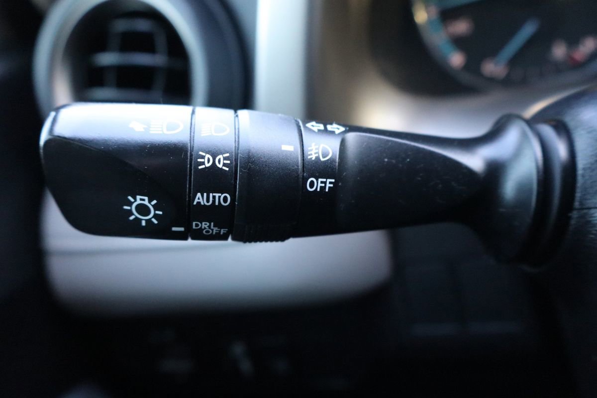 Used 2017 Toyota RAV4 XLE image 32