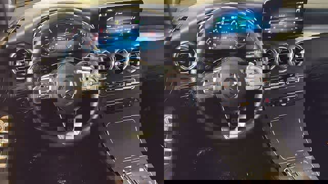 Used 2022 Mercedes-Benz GLC 300 image 25