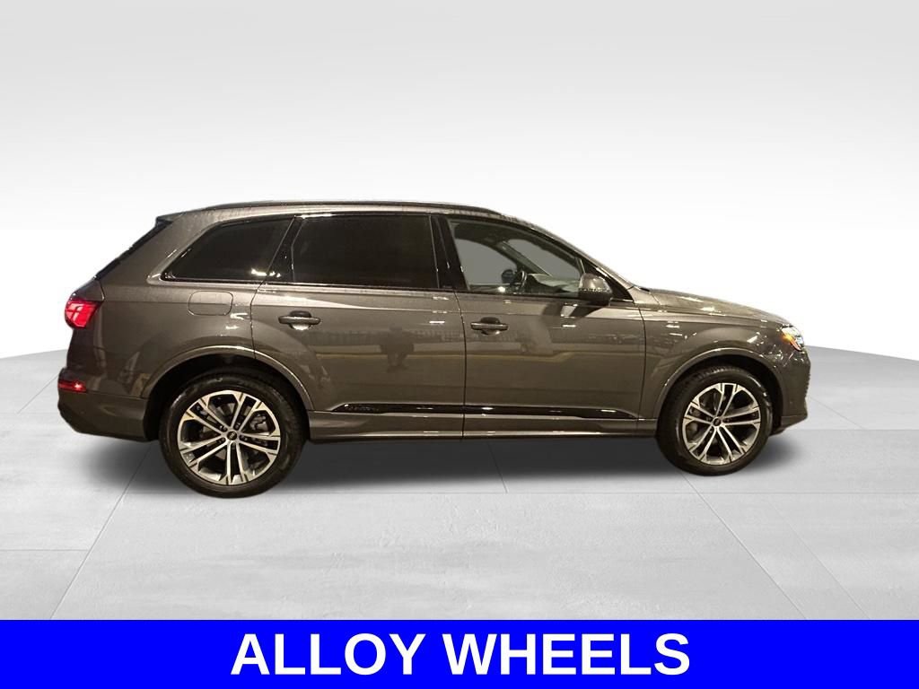Used 2025 Audi Q7 2.0T Premium Plus w/ Premium Plus Package image 3