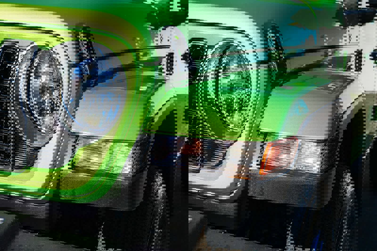 Used 2025 Jeep Gladiator Sport image 8